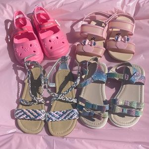Lot of 4 pairs of new girl sandals size 9. Minnie Mouse /Children’s place